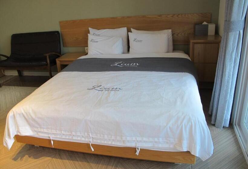 Lium Spa Hostel