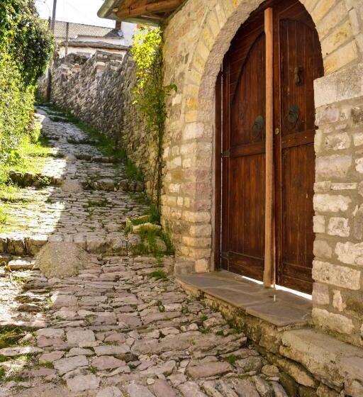 پانسیون Sokaku I Te Marreve Guesthouse