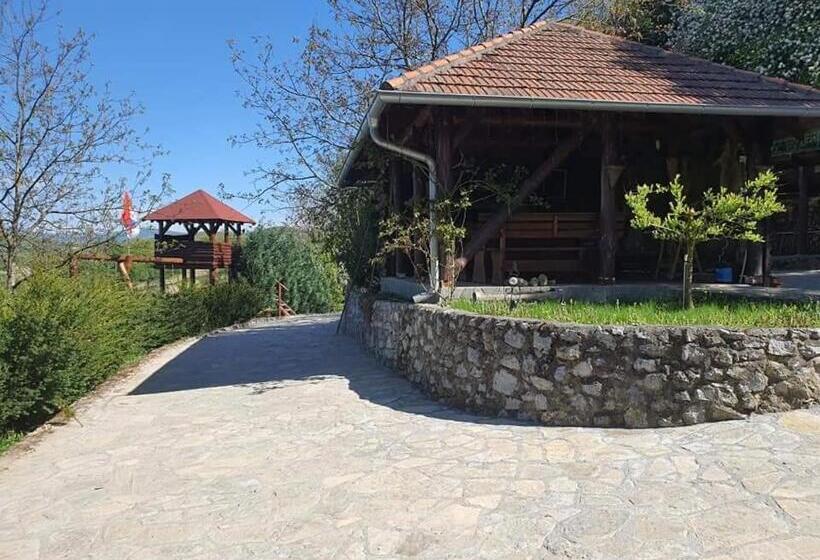 هتل Etno Domaćinstvo Milenković