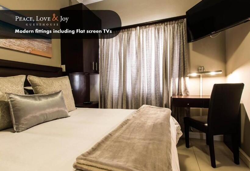 بنسيون Peace Love And Joy Self Catering Units