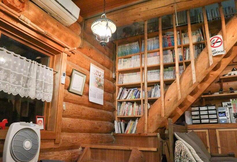 هاستل Canadian Loghouse Inn Azuminoyujin