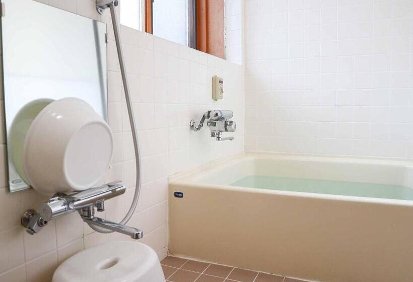 هاستل Canadian Loghouse Inn Azuminoyujin