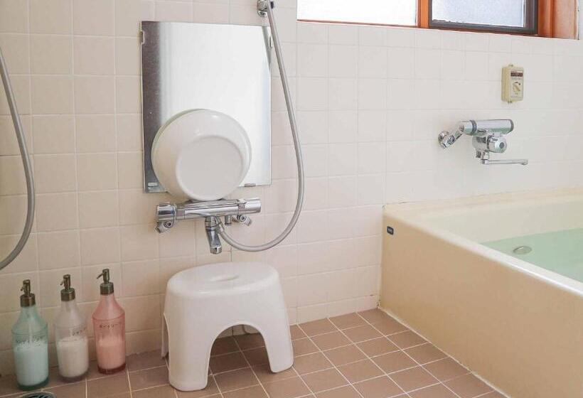 هاستل Canadian Loghouse Inn Azuminoyujin