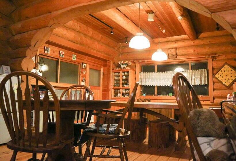 هاستل Canadian Loghouse Inn Azuminoyujin