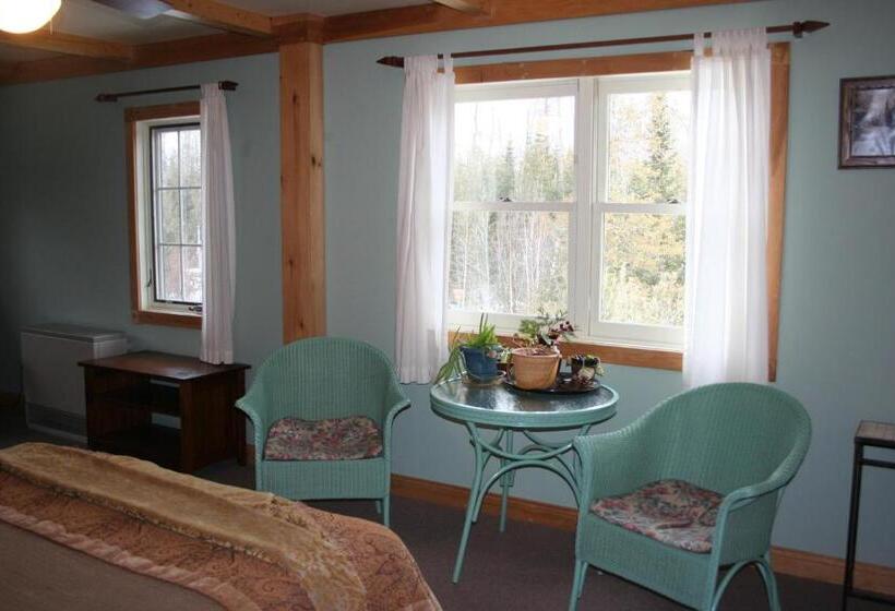 ユースホステル Poplar Creek Guesthouse