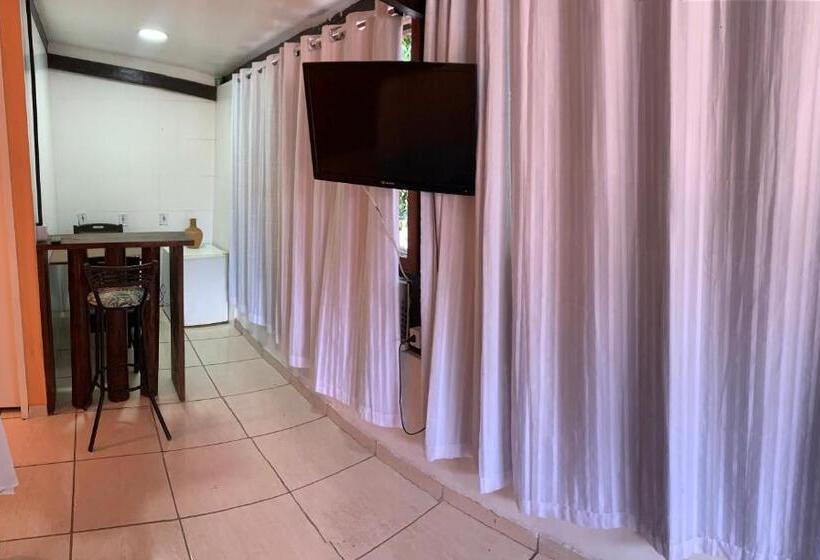 پانسیون Pousada Tres Coracoes