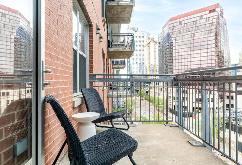Kasa Downtown Austin