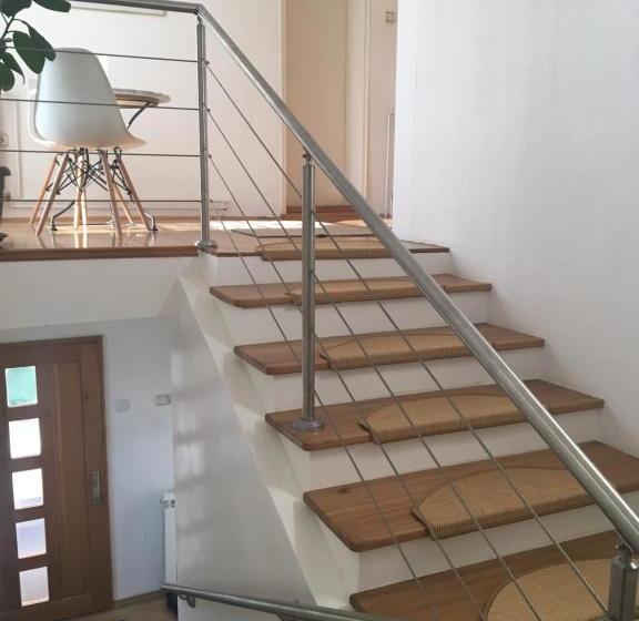 پانسیون Villa Mara