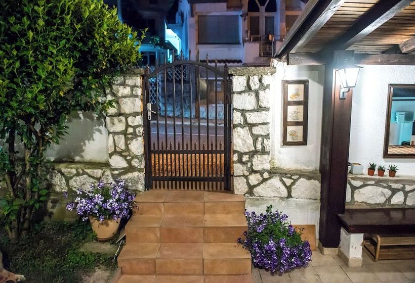 پانسیون Vila Mila