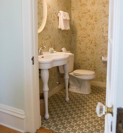 Bed and Breakfast The Foxglove Inn