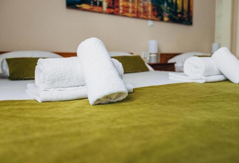 پانسیون Laguna Green Guest House