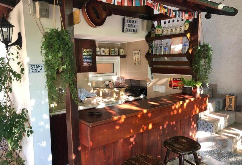 پانسیون Laguna Green Guest House