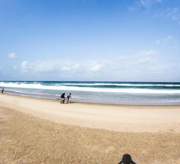 渡假胜地  Golden Beach Village