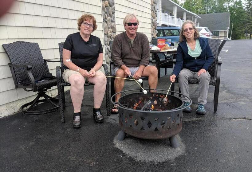 ユースホステル Rangeley Saddleback Inn