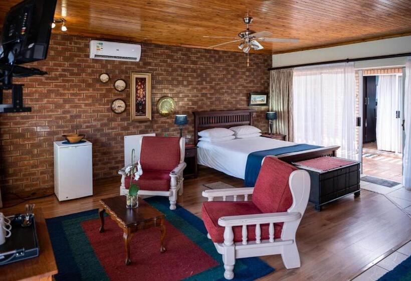 پانسیون Asante Guest House