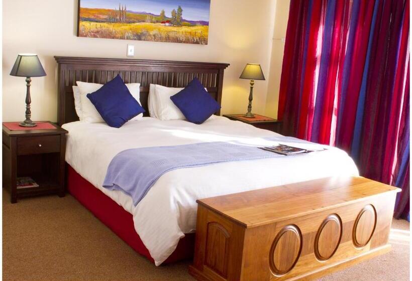 پانسیون Asante Guest House