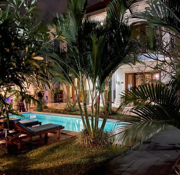پانسیون Canggu Nadi Guest House