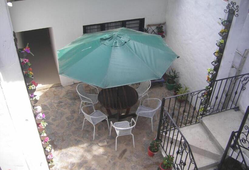 پانسیون Hostal Palohe Taganga