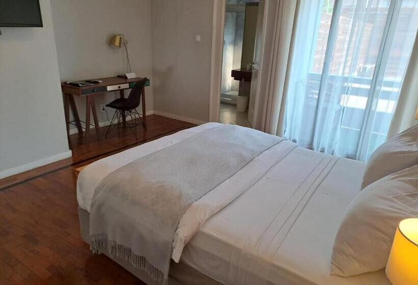 بنسيون Joli Guesthouse