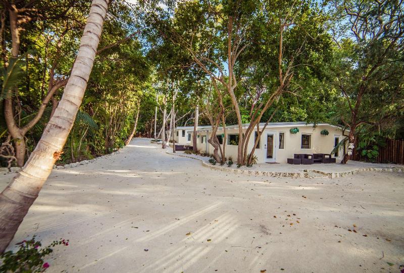 Largo Resort