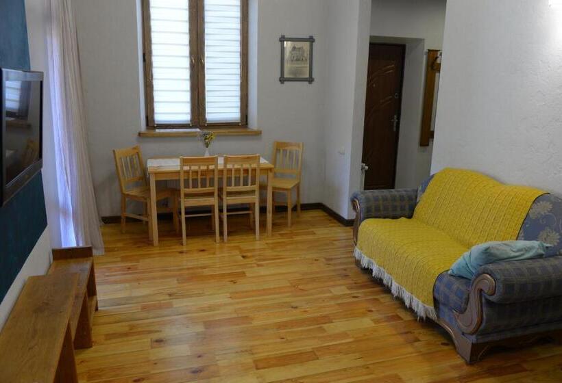 بنسيون Romantic Guest House