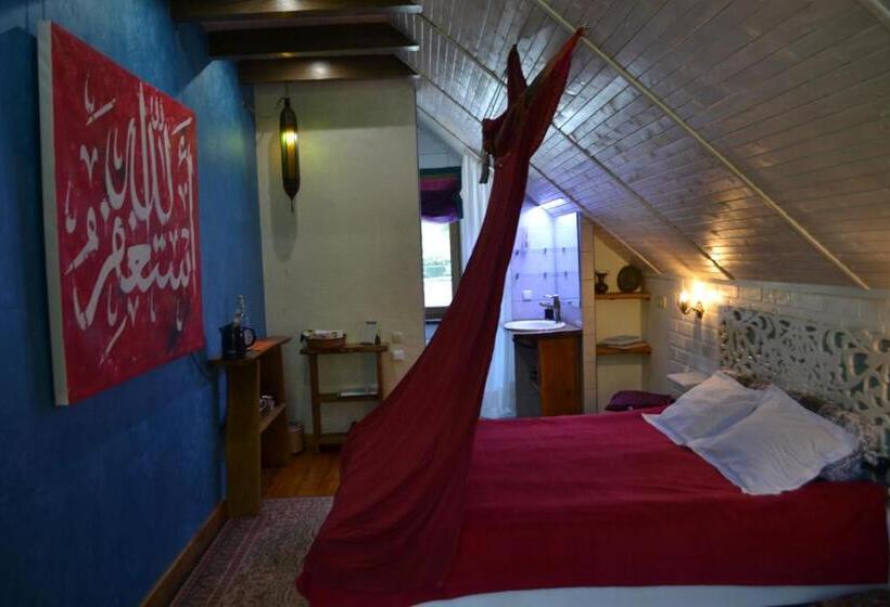 بنسيون Romantic Guest House