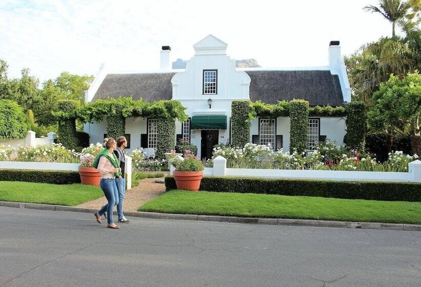 پانسیون Van Der Stel Manor