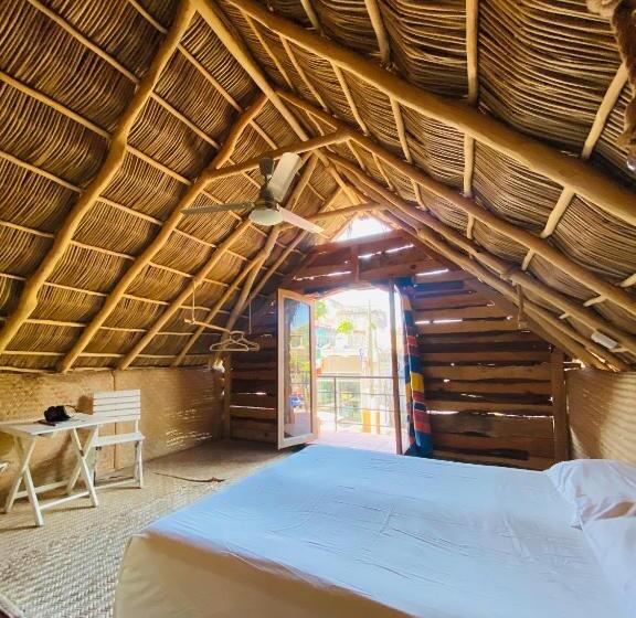 هاستل La Redonda Sayulita Hostal
