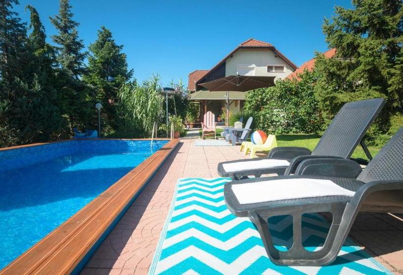 بنسيون Casa Lavanda