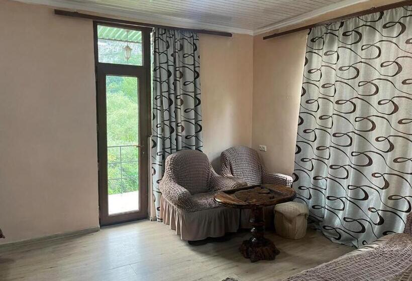 پانسیون Guest House Eco Oldijevan