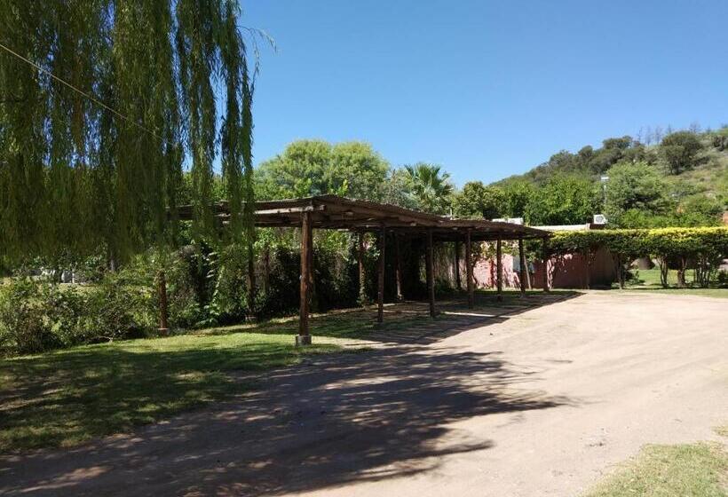 הוסטל Posada Cerro Los Nogales