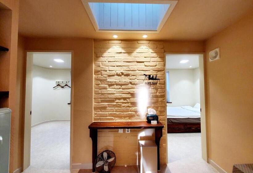 پانسیون Jeonju Hanok Little Prince