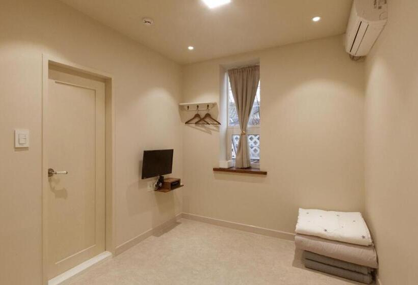 پانسیون Jeonju Hanok Little Prince