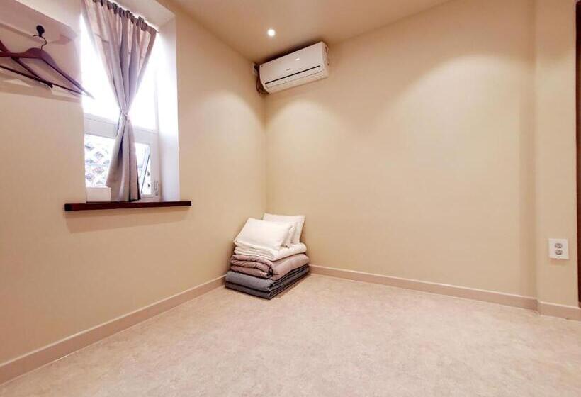 پانسیون Jeonju Hanok Little Prince