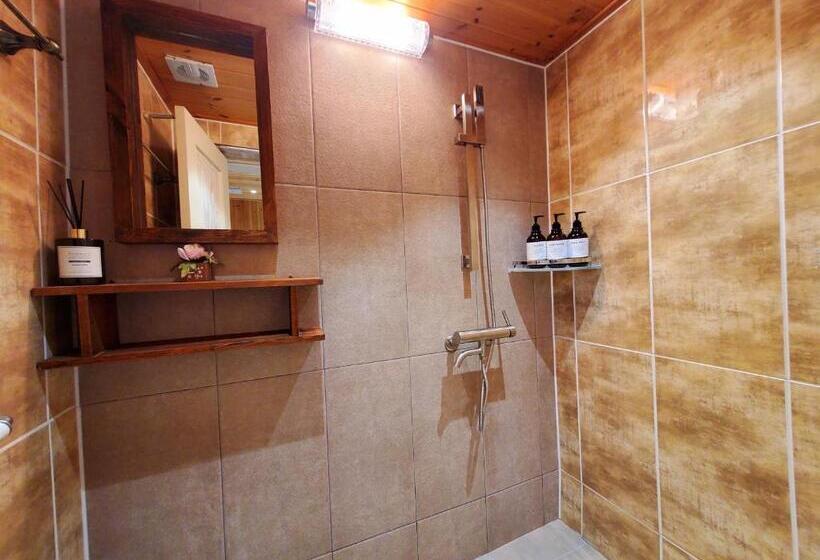 پانسیون Jeonju Hanok Little Prince