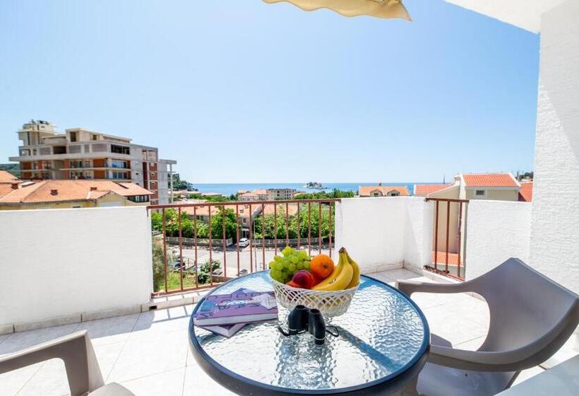 پانسیون Apartments Vjera Petrovac