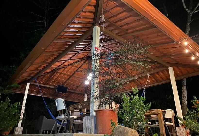 פנסיון Ukinca B&b