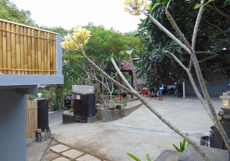 پانسیون Batu Kandik Homestay