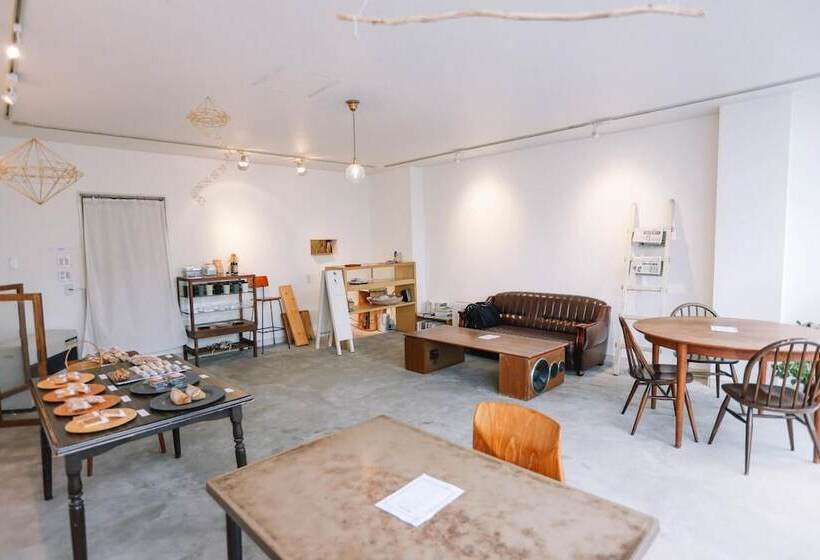 بنسيون Kushiro Guesthouse Cook A Doodle Doo   Hostel
