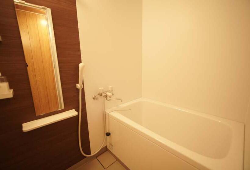 بنسيون Kushiro Guesthouse Cook A Doodle Doo   Hostel