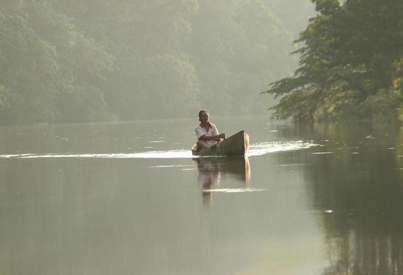 پانسیون Morinda Villa And Resto