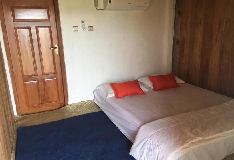 پانسیون Morinda Villa And Resto