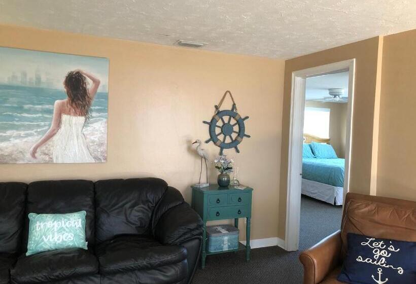 The Surf Beach Motel