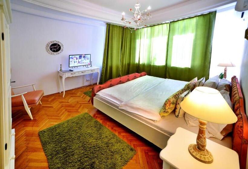 پانسیون Casa Negustorului