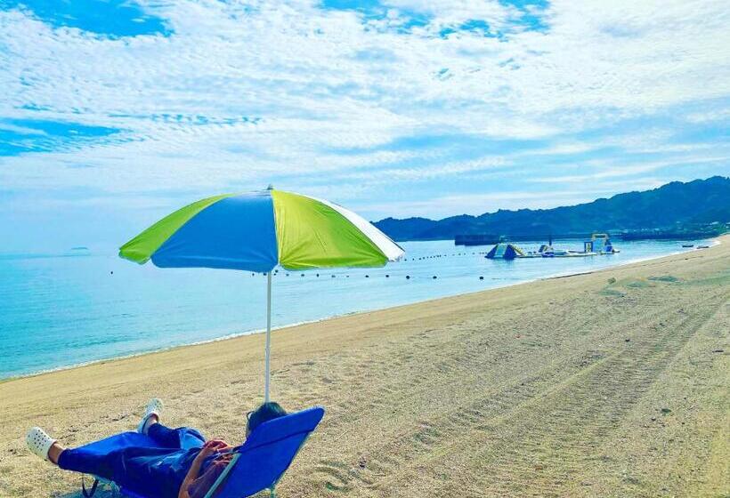 Pension なにもない幸せな島のリトリート宿 The Bonds