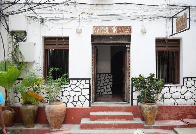 هاستل Karibu Inn