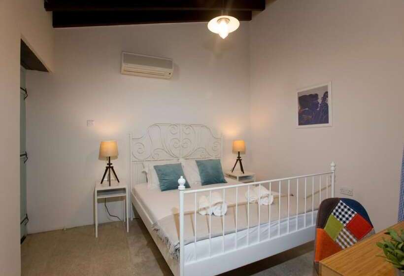 호스텔 Shongas Inn