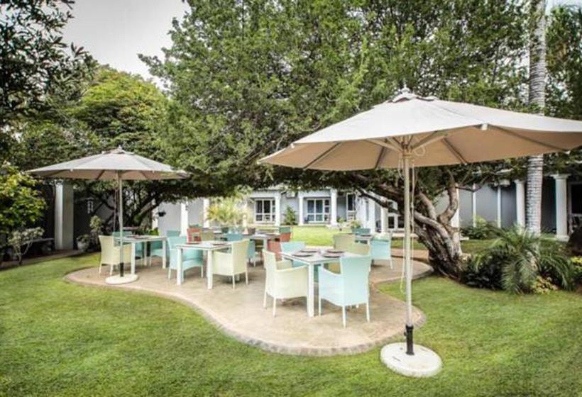 פנסיון Familia Guesthouse