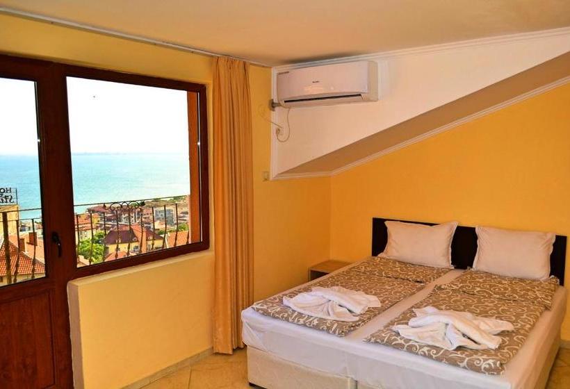 פנסיון Joro Guest House