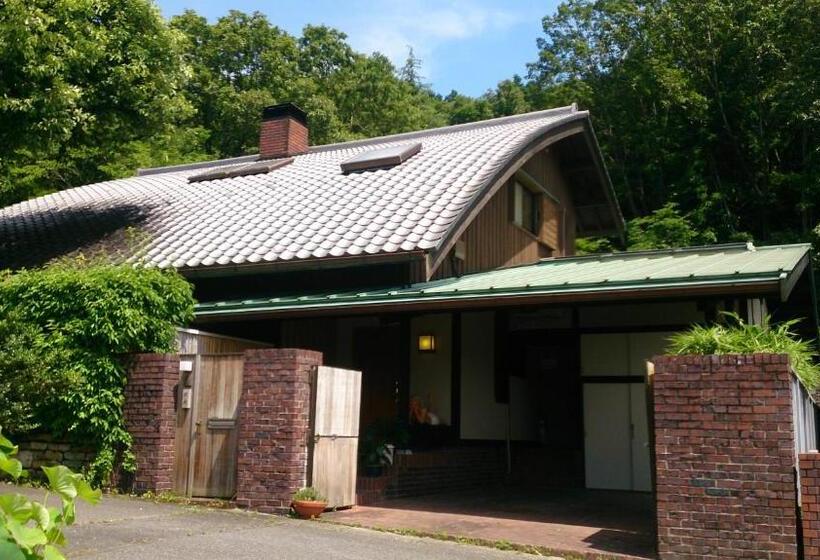 پانسیون Tajimi Guest House